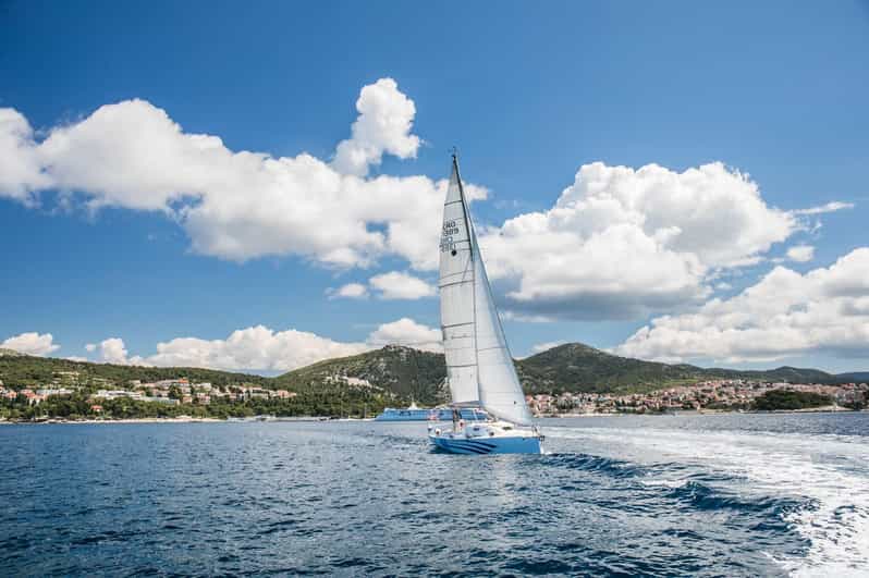 Sunset Sailing Tour on the Pakleni Islands - Good To Know