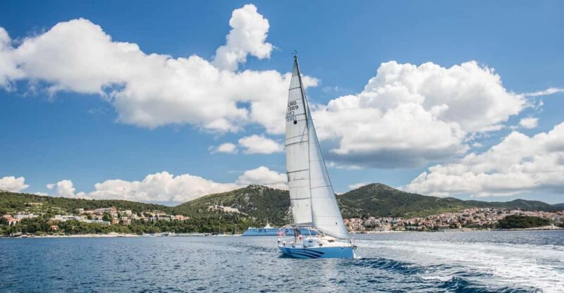 Sunset Sailing Tour on the Pakleni Islands - Booking Information