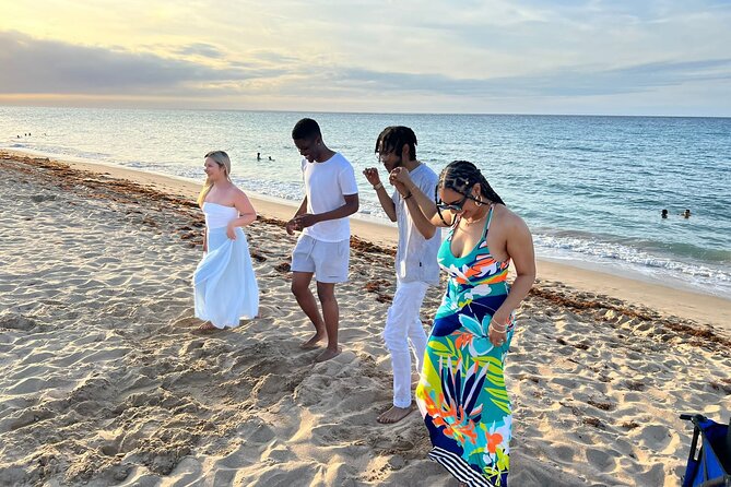 Sunset Salsa Beach Class in San Juan - Instructors and Class Dynamics