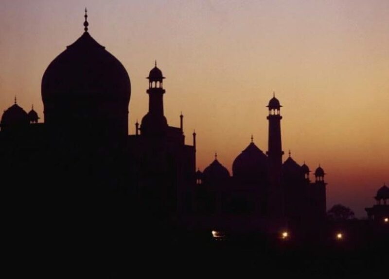 Sunset Taj Mahal Tour With Skip-The-Line & Lateral Entry - Tour Highlights