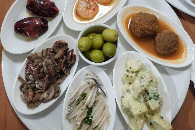 Sunset, Tapas, and Triana - Tour Accessibility
