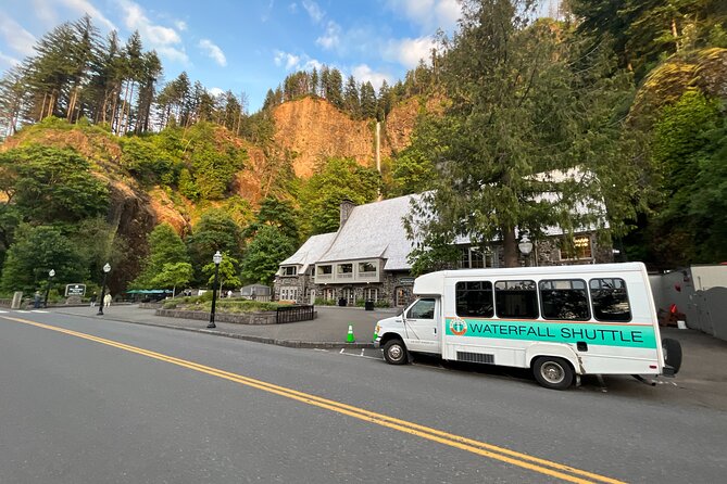 Sunset Tour of Multnomah Falls Plus Vista House and Other Falls - Unique Portland Experience