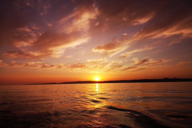 Sunset Tour on a Luxury Sailing Yacht From Vilamoura - Onboard Amenities and Activities