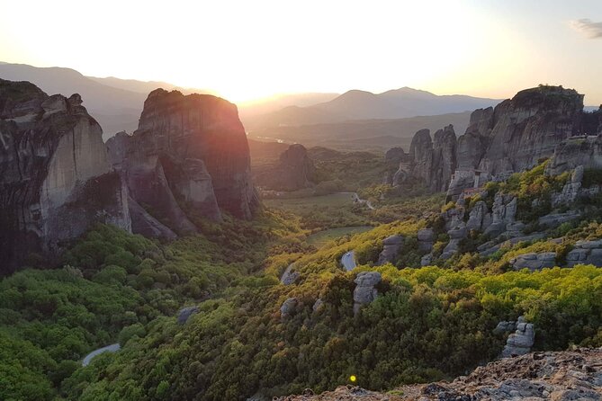 Sunset Tour to Meteora With Photo Stops - Navigating the Picturesque Village of Kalampaka