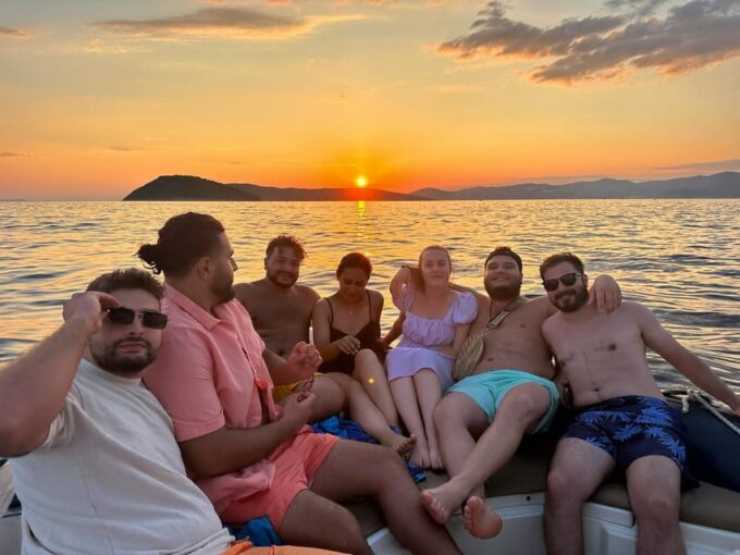 Sunset Tour With Music and Wine With a Snorkeling Gear - Tour Duration