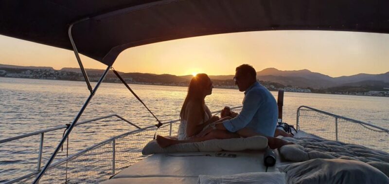 Sunset Trip + Cava + Tapas Tasting (Light Dinner Cruise) - Duration and Group Size