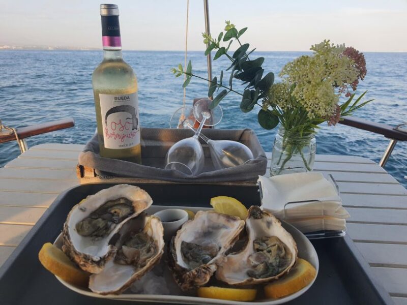 Sunset Trip + Cava + Tapas Tasting (Light Dinner Cruise) - Starting Location and Itinerary