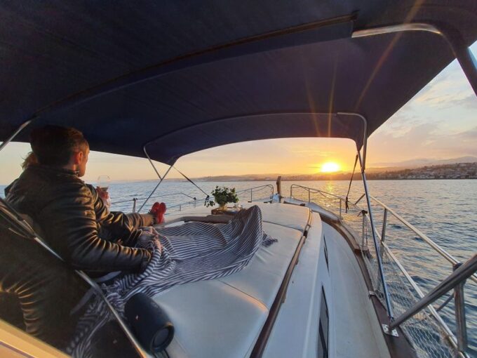 Sunset Trip + Cava + Tapas Tasting (Light Dinner Cruise) - Languages Offered