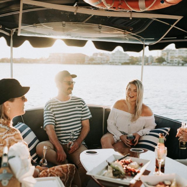 Sunshine Coast: Country to Coast Luxury Day Tour - Distillery Tour