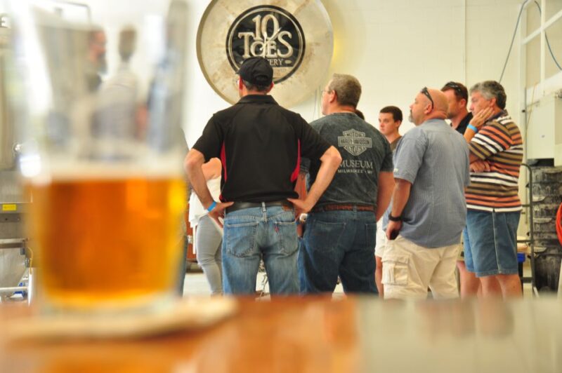 Sunshine Coast: Half-Day Coastal Craft Brewery Tour - Lunch Experiences
