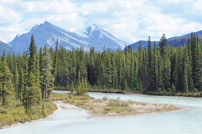 Sunwapta Challenge Whitewater Rafting: Class III Rapids - Highly Experienced and Certified Guides