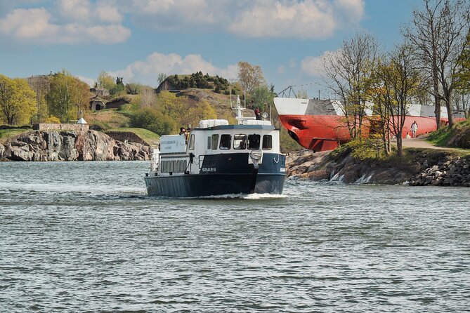 Suomenlinna Ferry and Guided Walking Tour in the Fortress - Logistics of the Ferry and Transportation