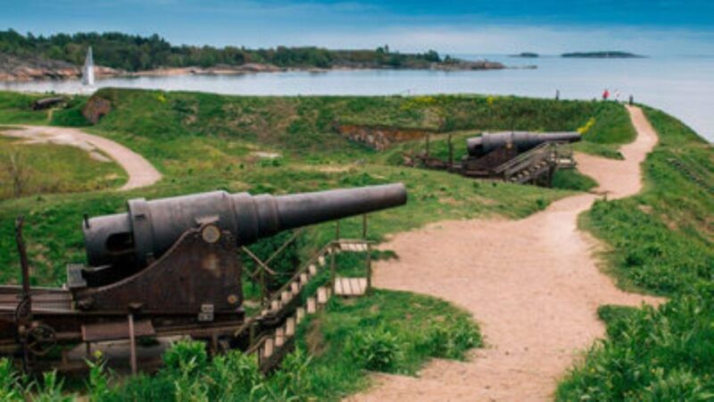 Suomenlinna: Private Tour With an Authorized Guide - Booking Flexibility