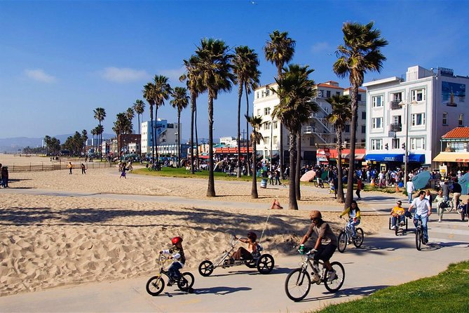 Super Custom Dual Bar Limo With Tour Guide 6-Hour Los Angeles Private Tour!! - Tour Highlights
