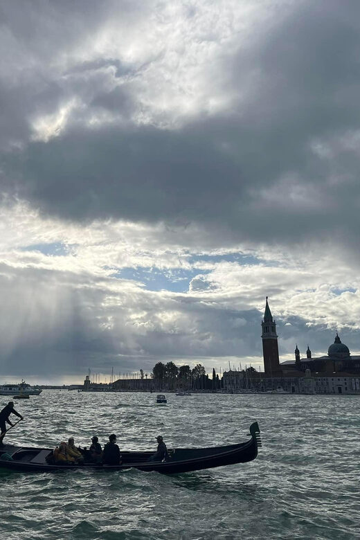 Super Nanny for Your Kids - Exploring Venice With Kids