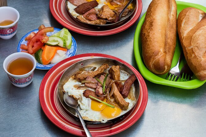 Super Niche Walking Street Food Tour in Ho Chi Minh City - Tour Confirmation and Accessibility