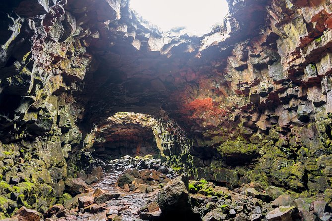 Supersaver: Small Group Silfra Snorkeling & Lava Caving Adventure From Reykjavik - Age and Size Requirements
