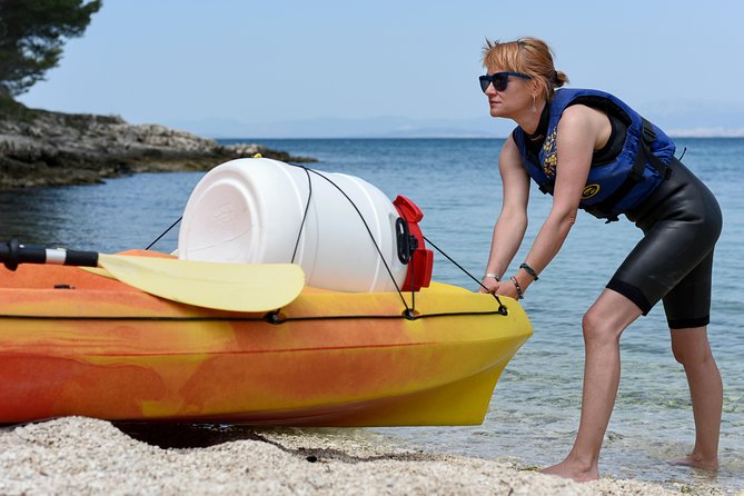 Supetar-Postira Kayaking - Group Size and Accessibility