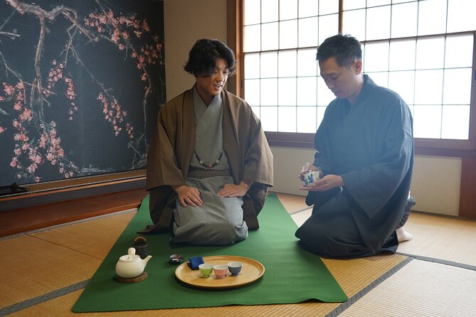Supreme Sencha: Tea Ceremony & Making Experience in Hakone - Group Size and Accessibility