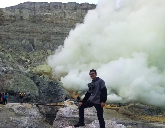 Surabaya: 3 Days 2 Nights Bromo Ijen Ketapang With Hotels - Hike to Ijen Crater