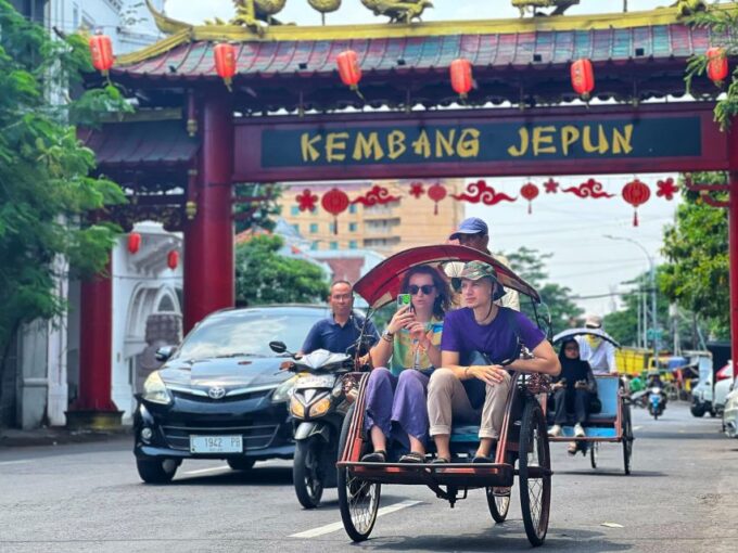 Surabaya City Tour : A Fascinating Surabaya City Expedition - Sanggar Agung Temple