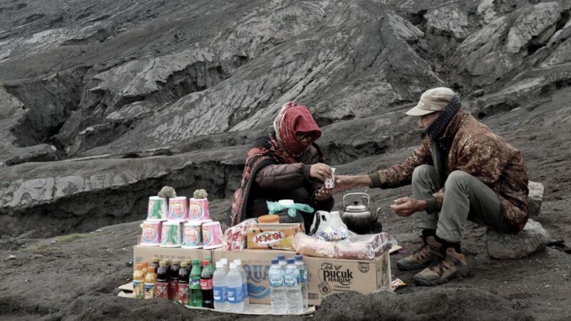 Surabaya / Malang: Bromo Serenity Morning Ultimate Tour - Inclusions & Transportation