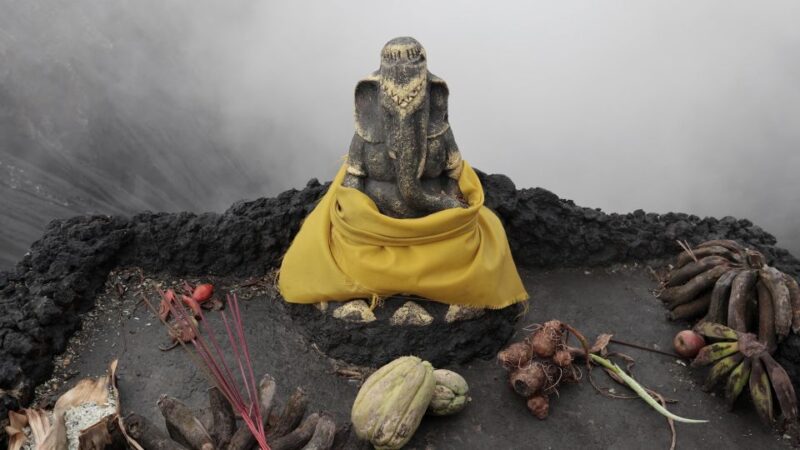 Surabaya / Malang: Bromo Serenity Morning Ultimate Tour - Exploration of Sites