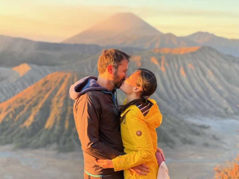 Surabaya: Mt Bromo Sunrise Tour Depart Midnight 12 Hours - Important Information