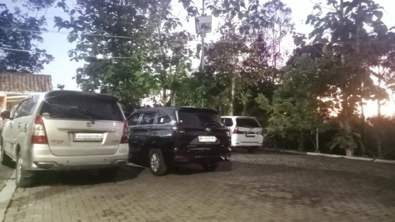 Surabaya: Private Car Charter With Driver - Duration and Cancellation Policy