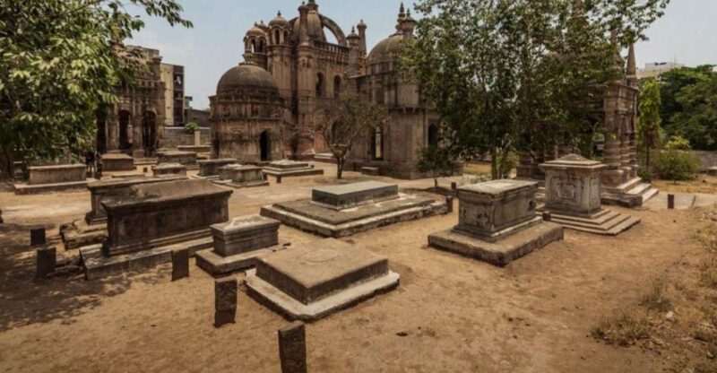 Surat- Private Car Hire With Driver for 8 Hours 80 Kms - City Highlights