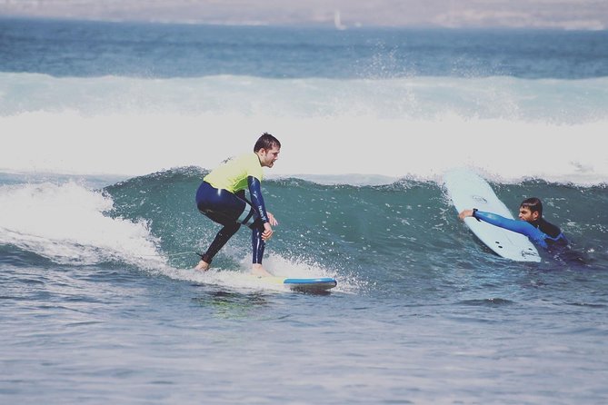 Surf Class Experience in Playa De La Américas - Instructor Qualifications