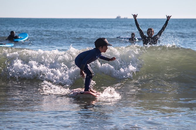 Surf Experience in Cascais - Meeting and End Point