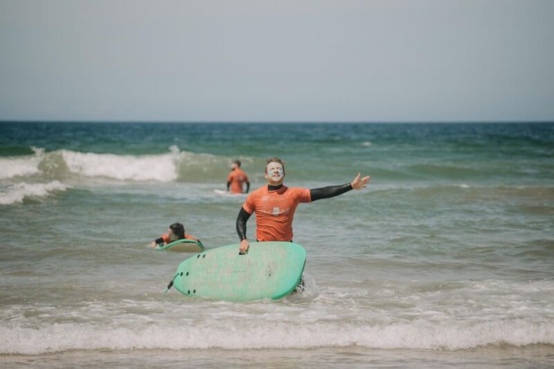 Surf Gear Rental in Caparica - Key Points
