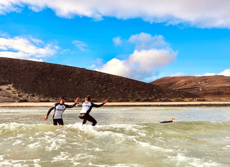 Surf Lesson in the South of Fuerteventura -All Level- - Surfing Environment