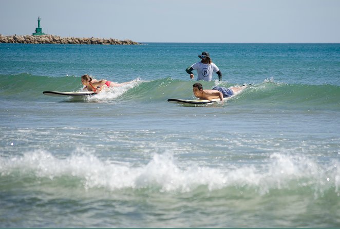 Surf Lesson on Valencia Beach - Safety and Accessibility