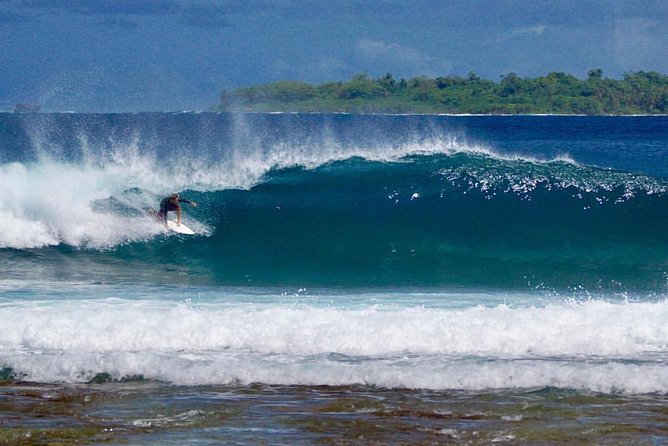 Surf Lessons - Equipment Provided