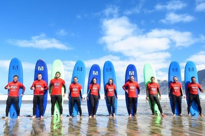 Surf Lessons in Famara 9:15-14:30 (4 Hours of Class) - Transportation and Insurance