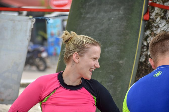 Surf Lessons in Manuel Antonio - Getting to the Meeting Point