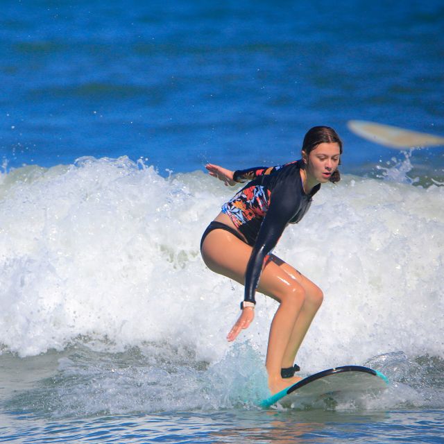 Surf Lessons Review: Ride the Waves Today - Wave Conditions and Timing