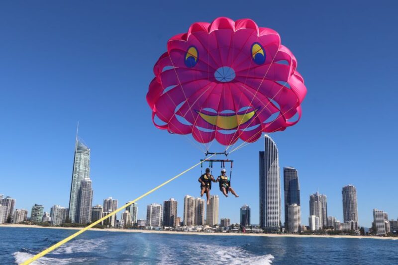 Surfers Paradise: Gold Coast Parasailing - Key Points