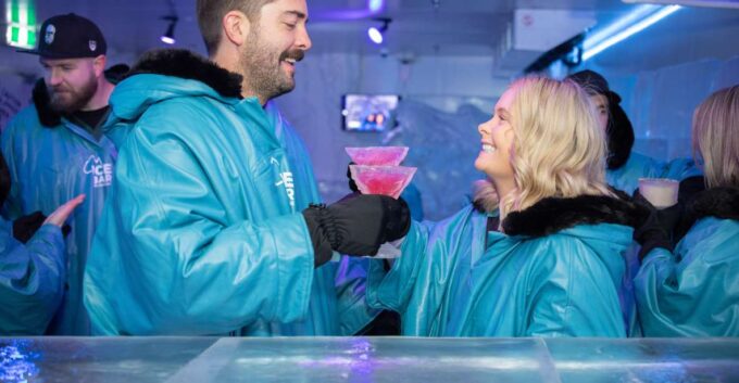 Surfers Paradise: IceBar Entry Ticket and Drink - Getting There