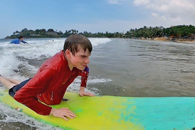 Surfing Lessons at Unawatuna - Instructor Expertise