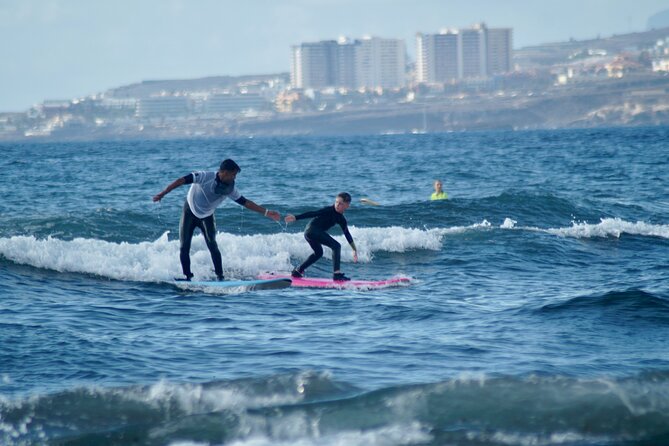 Surfing Lessons in Las Americas - Overview and Location