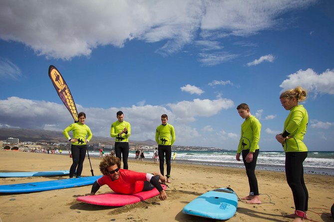 Surfing on Gran Canaria - Equipment and Amenities Included