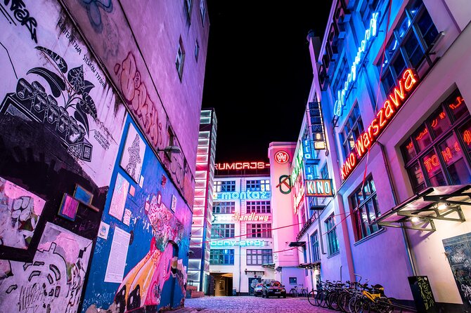 Surprise Walk of Wroclaw With a Local - Capturing Unforgettable Moments
