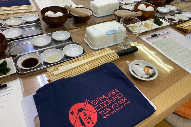 Sushi Making and Sake Tasting Experience - Duration and Group Size