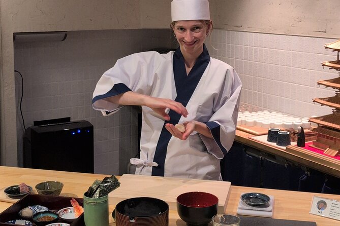 Sushi Making Class of Mt. Fuji Near by Arakurayama Sengen Park - Sushi Making Experience