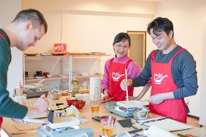 Sushi & Sake Tasting Cooking Class + Local Supermarket Visit - Class Details