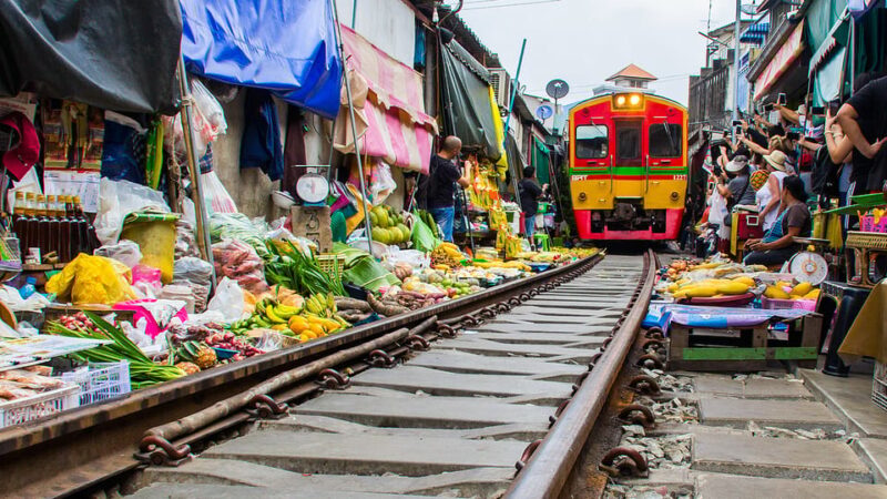 Suvanabhumi Airport Transit Tour: Floating & Train Markets - Highlights of Damnoen Saduak Floating Market