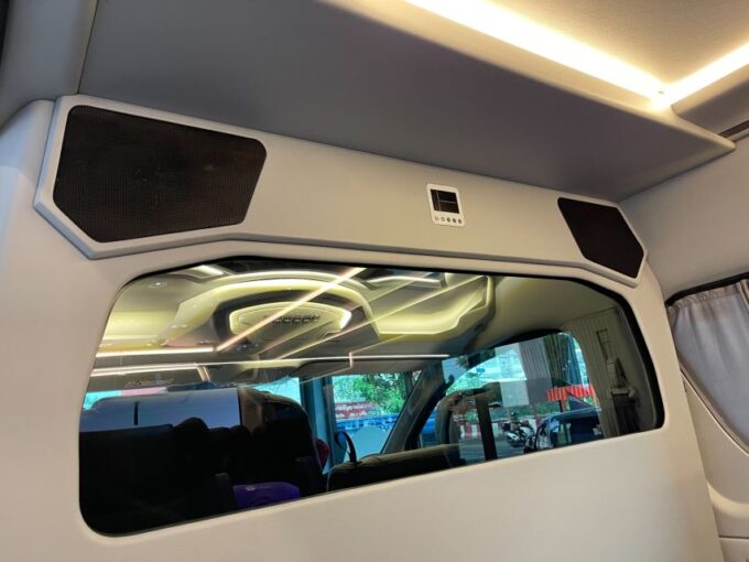 Suvarnabhumi Airport Bangkok: Luxury Private Transfers - Vehicle Options